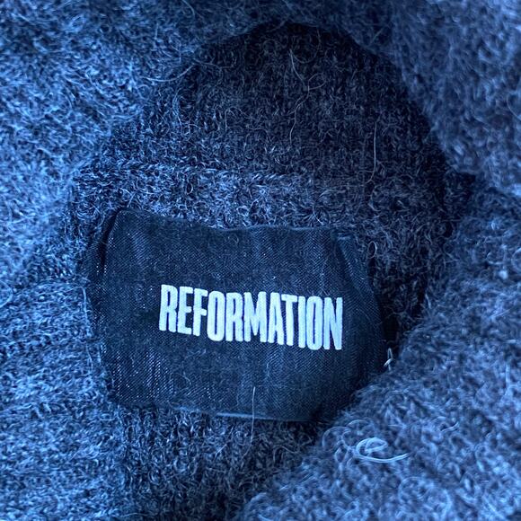 REFORMATION Baby Alpaca Sweater Size L - Picture 4 of 11